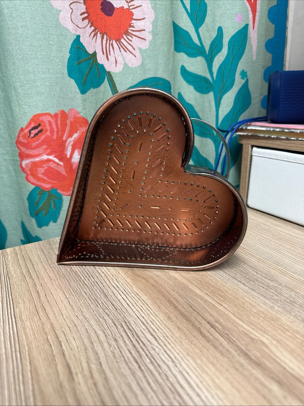 Vintage Heart-Shaped Metal Decorative Tray - Copper Tone